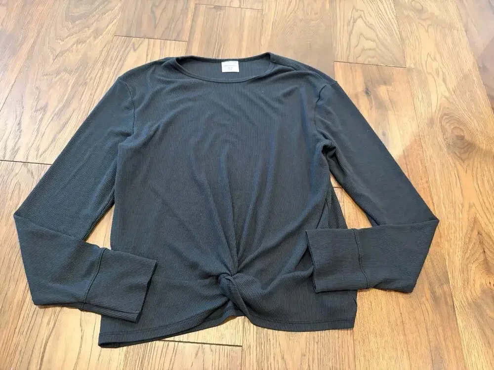 abercrombie kids Black Ribbed Long Sleeve Twist Front Top Size 13/14